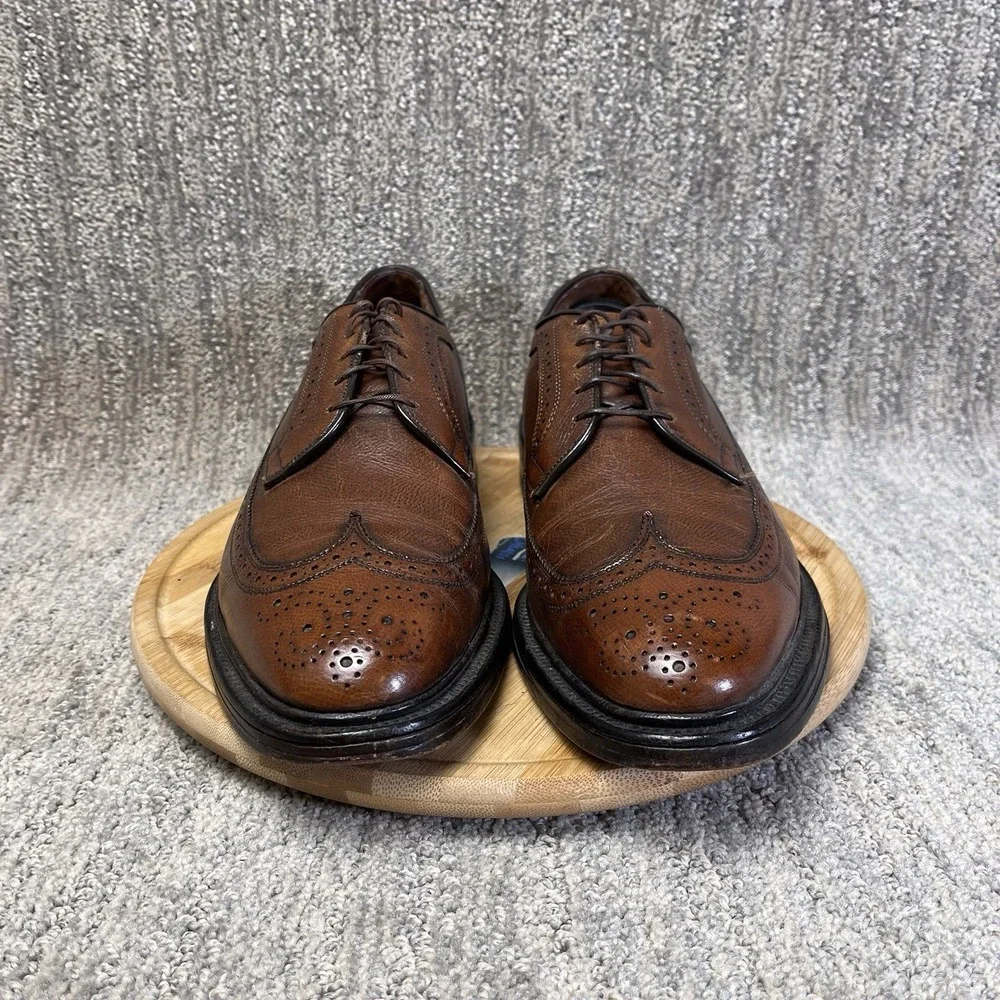 VTG Allen Edmonds Mens 10 MacNeil Brown Pebbled Leather Wingtip Brogue Shoe 9157